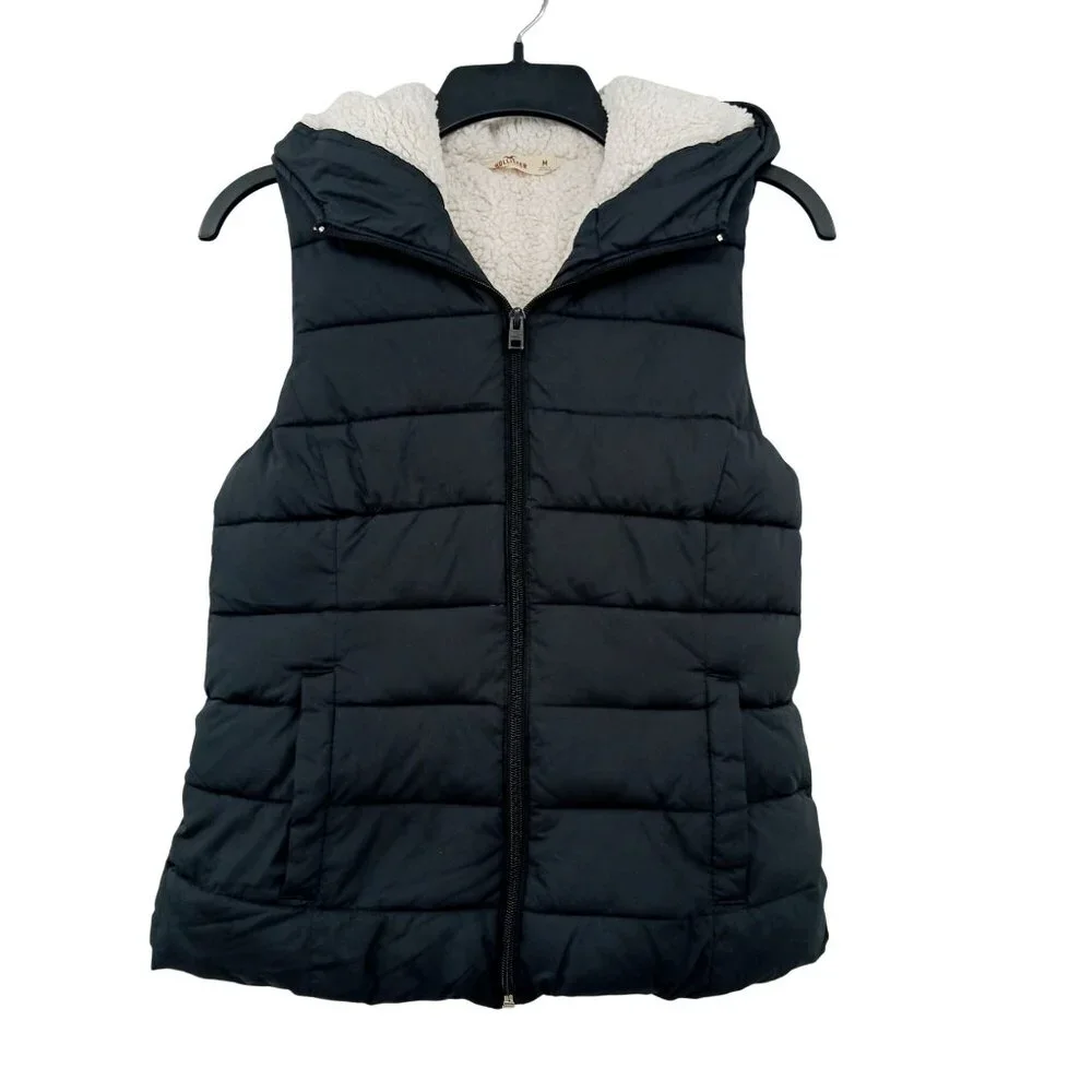 Hollister Black Puffer Vest Sherpa Lining Hood Size Medium
